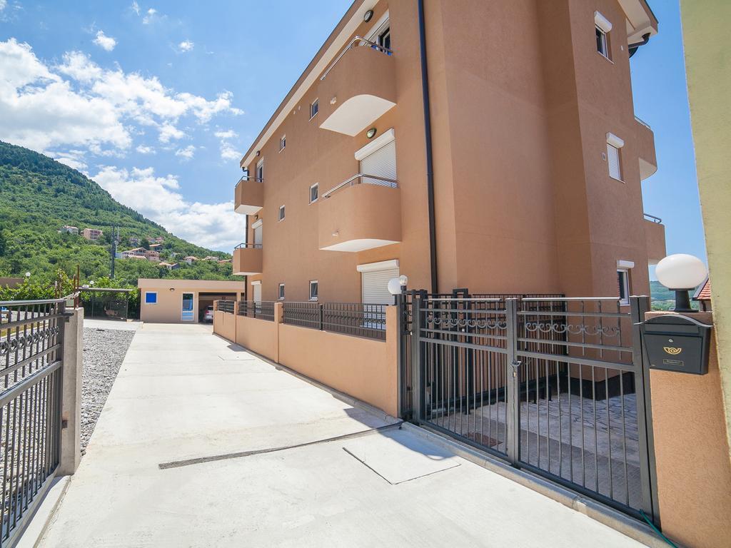 Apartments Urban Wild Kotor Eksteriør billede